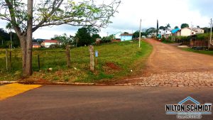 Terreno via asfaltada frente Bom Retiro do Sul